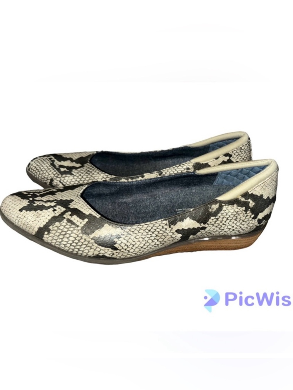 Dr. Scholl’s Kendall Snakeskin Print Wedge Flats 8.5